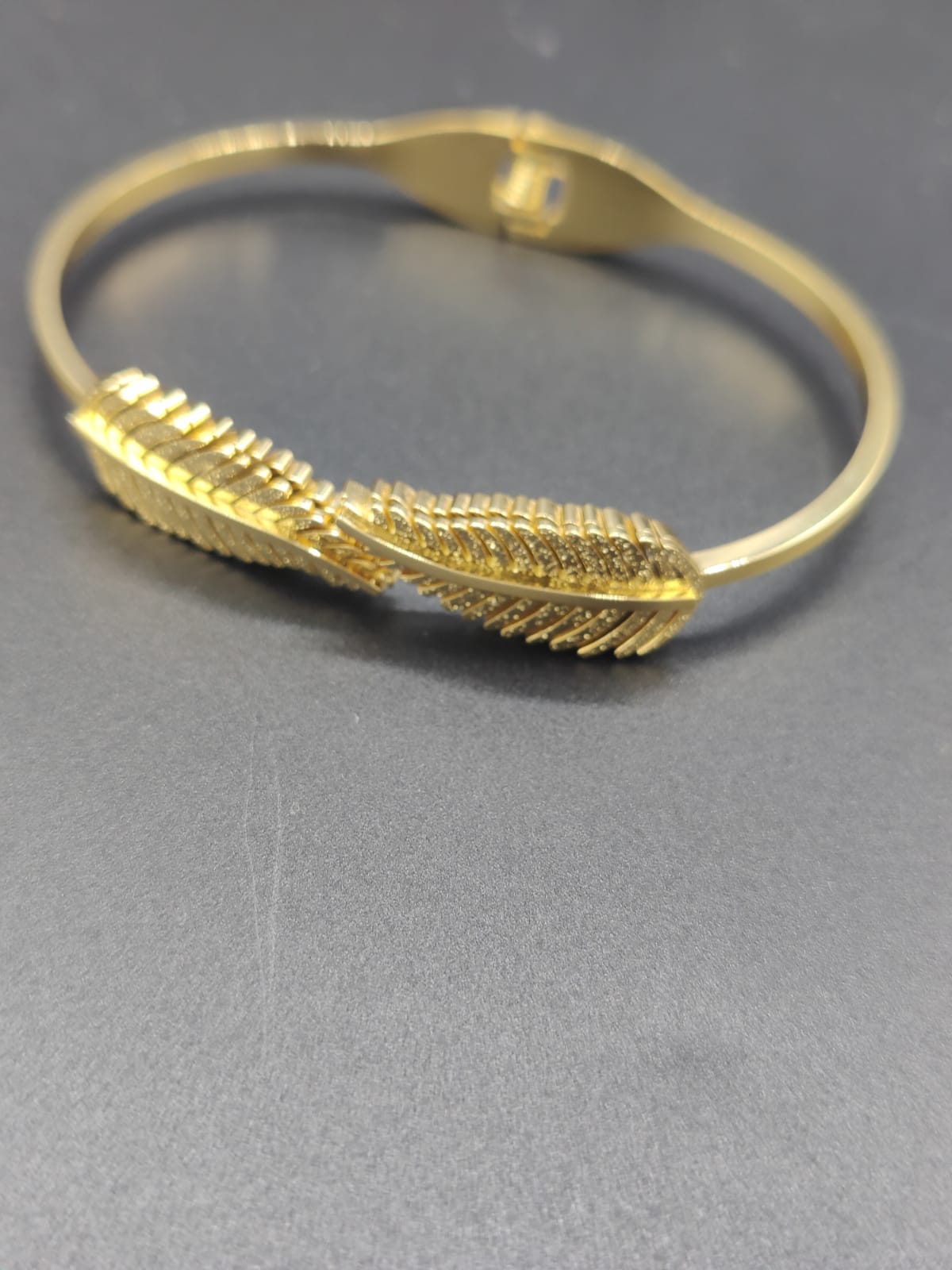 Darpan (Gold)